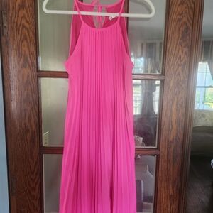 Pink Pleated Sleeveless Dress